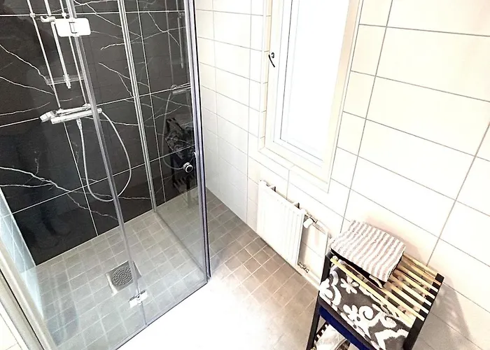 Stylish Two-rooms And Kitchen 66 M2 아파트 투르쿠