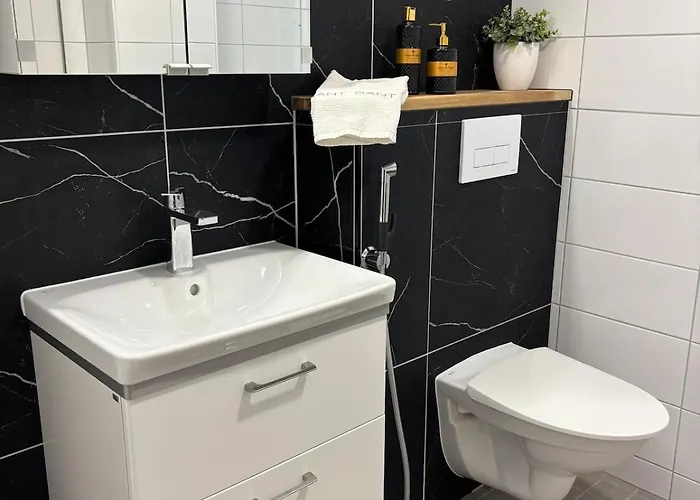 Lägenhet Stylish Two-rooms And Kitchen 66 M2